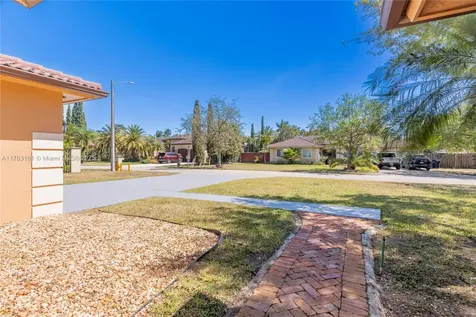 21444 SW 128th Place Miami FL 33177