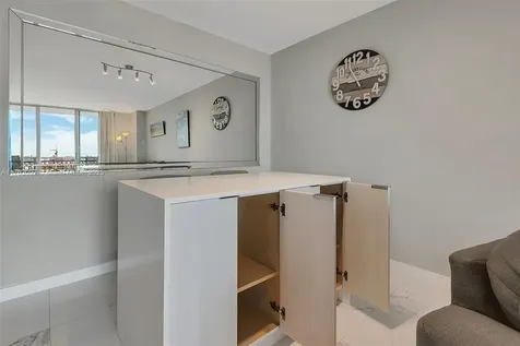 90 Alton Road Miami Beach FL 33139