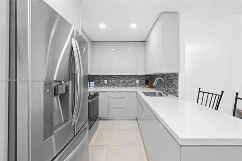 1541 N 72nd Avenue Hollywood FL 33024