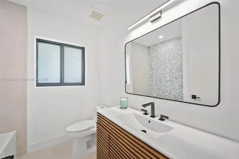 2467 SW 13th Street Miami FL 33145