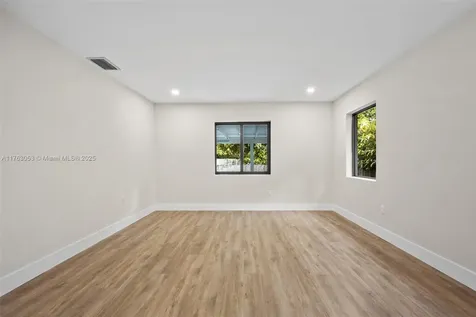 2467 SW 13th Street Miami FL 33145