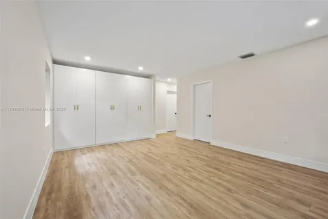 2467 SW 13th Street Miami FL 33145
