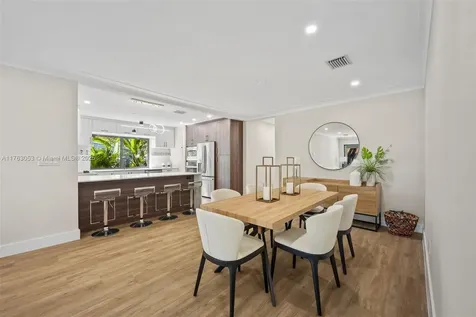 2467 SW 13th Street Miami FL 33145