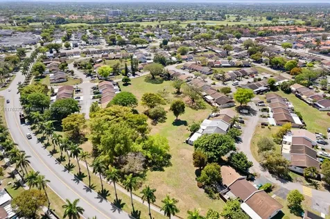 5225 SW 140th Place Miami FL 33175