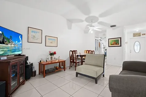 5225 SW 140th Place Miami FL 33175