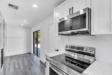 18710 NW 48th Place Miami Gardens FL 33055