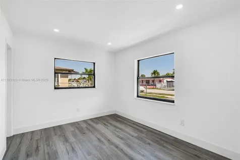 18710 NW 48th Place Miami Gardens FL 33055