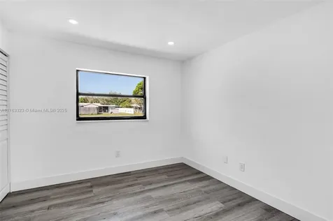 18710 NW 48th Place Miami Gardens FL 33055