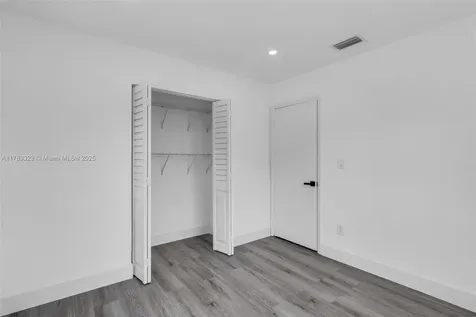 18710 NW 48th Place Miami Gardens FL 33055