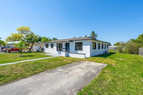 18710 NW 48th Place Miami Gardens FL 33055