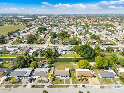 18710 NW 48th Place Miami Gardens FL 33055