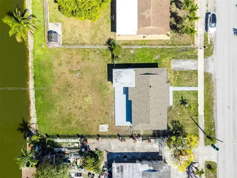 18710 NW 48th Place Miami Gardens FL 33055