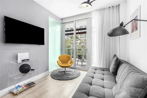 1215 West Avenue Miami Beach FL 33139