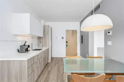 1215 West Avenue Miami Beach FL 33139