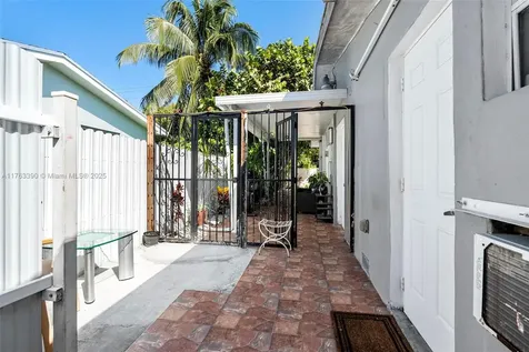 11261 SW 177th Street Miami FL 33157