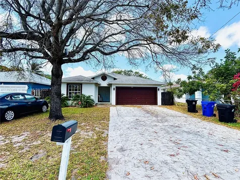 1113 SW 24th Avenue Fort Lauderdale FL 33312