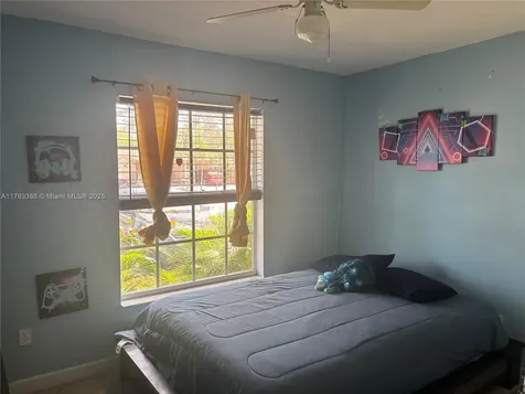 1113 SW 24th Avenue Fort Lauderdale FL 33312