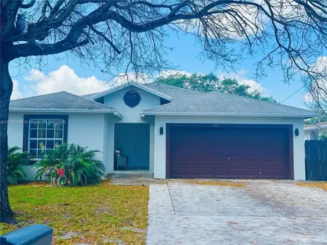 1113 SW 24th Avenue Fort Lauderdale FL 33312