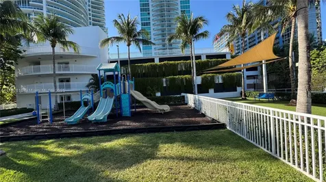 2101 Brickell Avenue Miami FL 33129