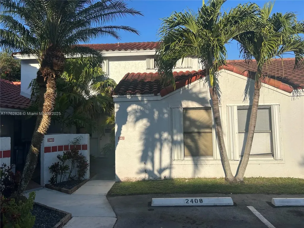 2412 San Remo Circle Homestead FL 33035