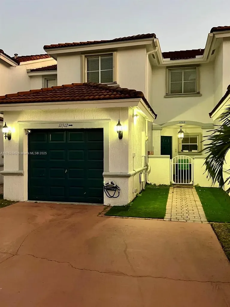 11512 NW 48th Terrace Doral FL 33178