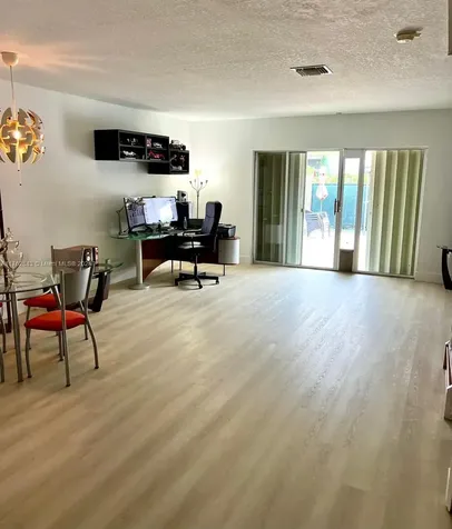 11512 NW 48th Terrace Doral FL 33178