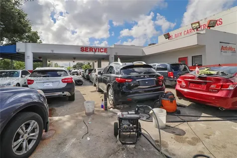 1450 N State Road 7 Hollywood FL 33021