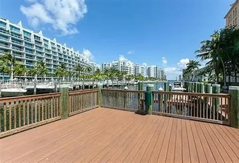3001 NE 185th Street Aventura FL 33180
