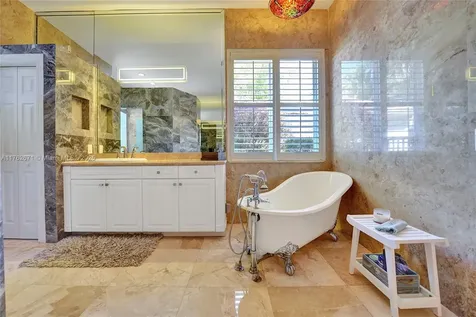 2481 Provence Circle Weston FL 33327