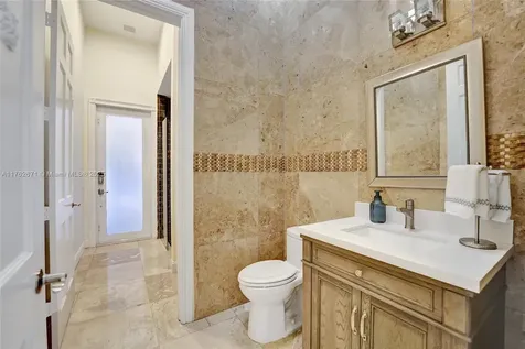 2481 Provence Circle Weston FL 33327
