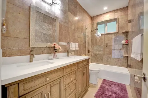 2481 Provence Circle Weston FL 33327