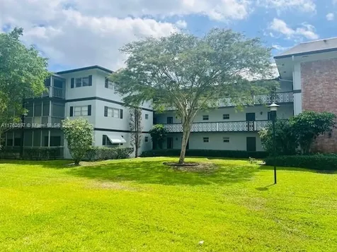 1101 Hillcrest Court Hollywood FL 33021