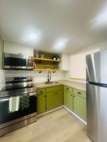 1101 Hillcrest Court Hollywood FL 33021