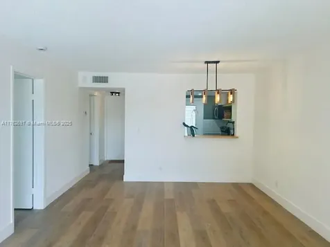 1101 Hillcrest Court Hollywood FL 33021