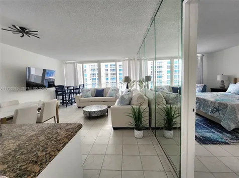 3505 S Ocean Drive Hollywood FL 33019