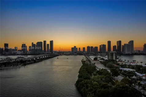 1000 Venetian Way Miami FL 33139