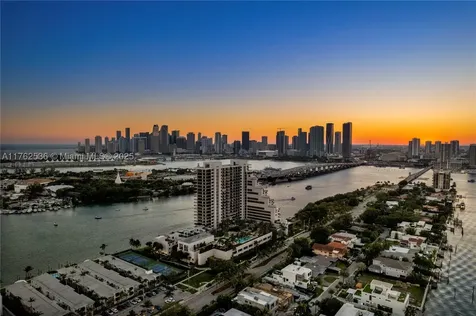1000 Venetian Way Miami FL 33139
