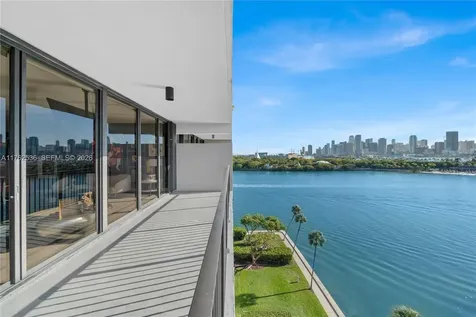 1000 Venetian Way Miami FL 33139