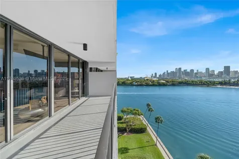 1000 Venetian Way Miami FL 33139