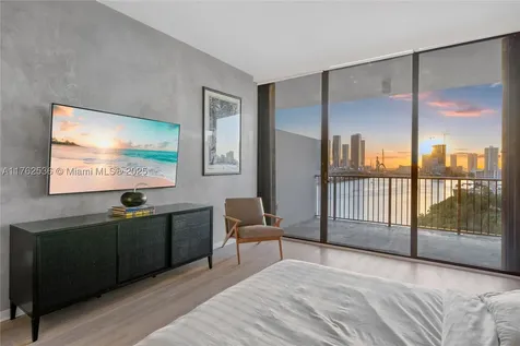 1000 Venetian Way Miami FL 33139