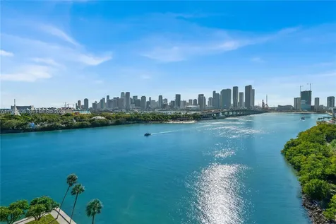 1000 Venetian Way Miami FL 33139