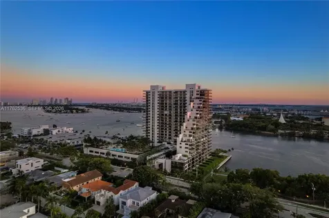 1000 Venetian Way Miami FL 33139