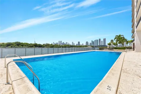 1000 Venetian Way Miami FL 33139