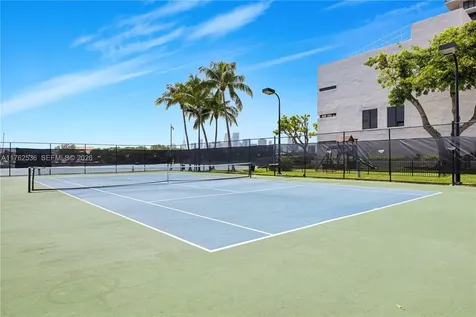 1000 Venetian Way Miami FL 33139