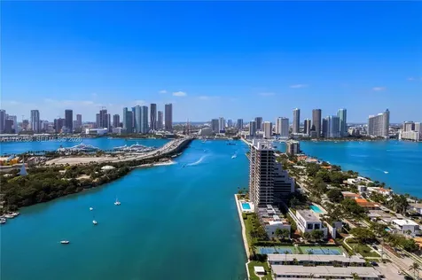 1000 Venetian Way Miami FL 33139