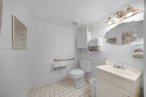 8127 NW 29th Street Doral FL 33122