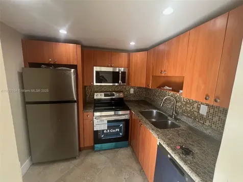 498 NW 165th Street Miami FL 33169