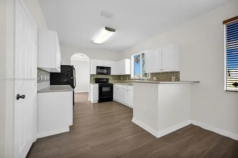 1477 NE 40th Road Homestead FL 33033