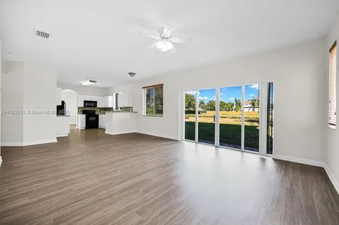 1477 NE 40th Road Homestead FL 33033