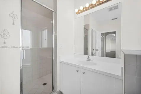 1477 NE 40th Road Homestead FL 33033